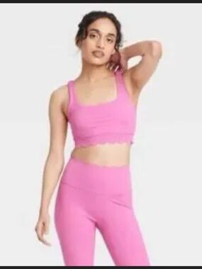 JoyLab Knit Scalloped Sports Bra & Leggings Size Medium